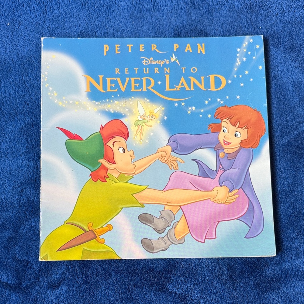 Disney Peter Pan Return to Never Land Book - Green and Purple
